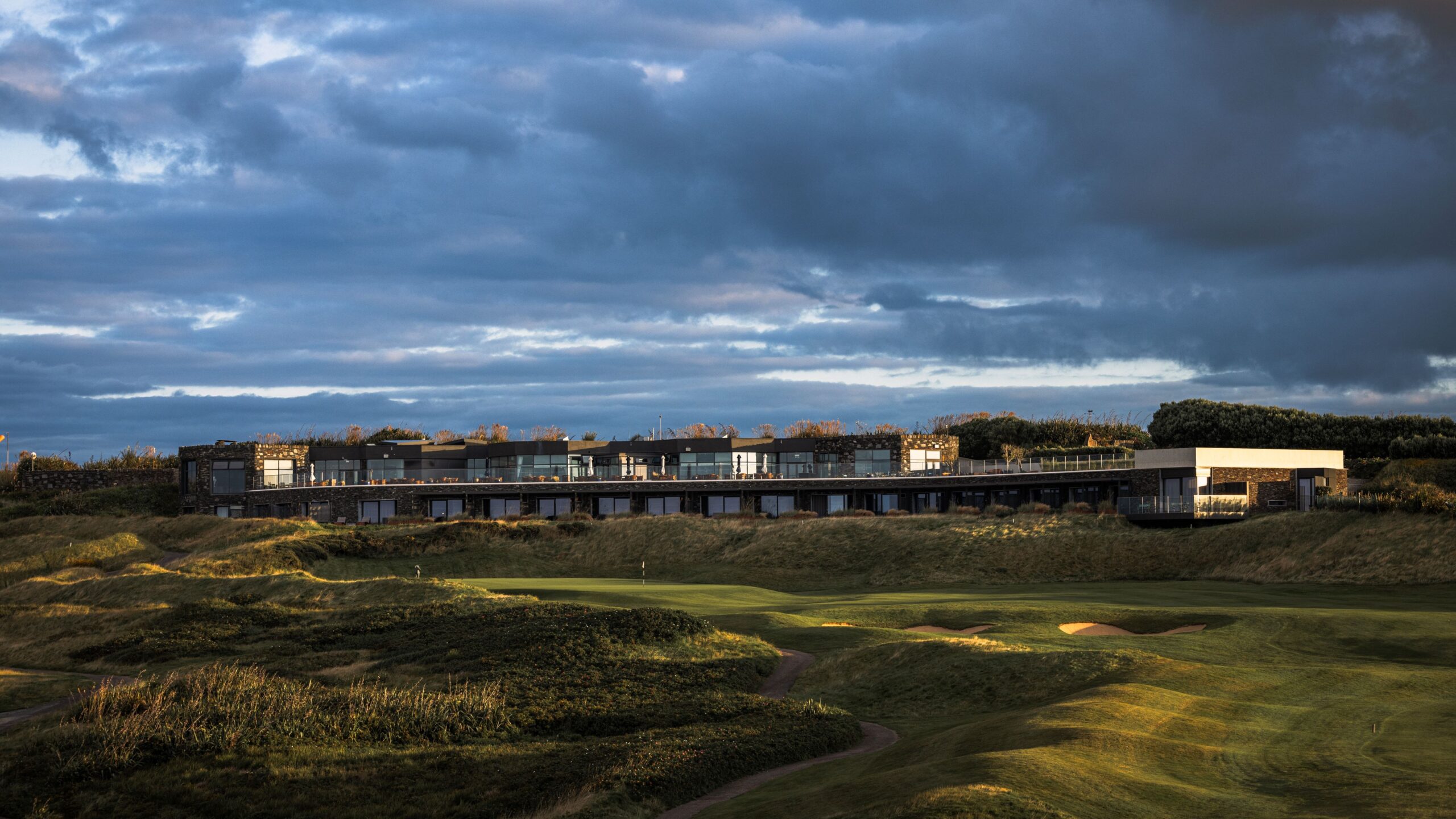 Old Head Golf Links - Bonnie Wee Golf