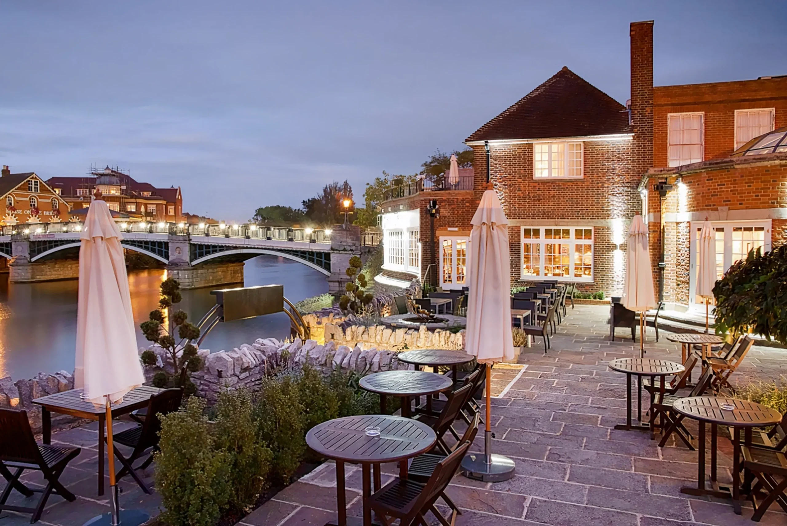 Sir Christopher Wren Hotel - Bonnie Wee Golf